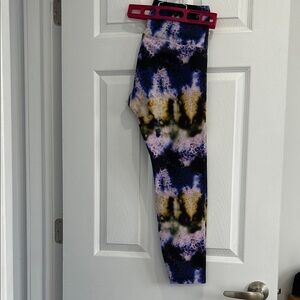 Lorna Jane Multicolor Tie-Dye Cheetah print Leggings
